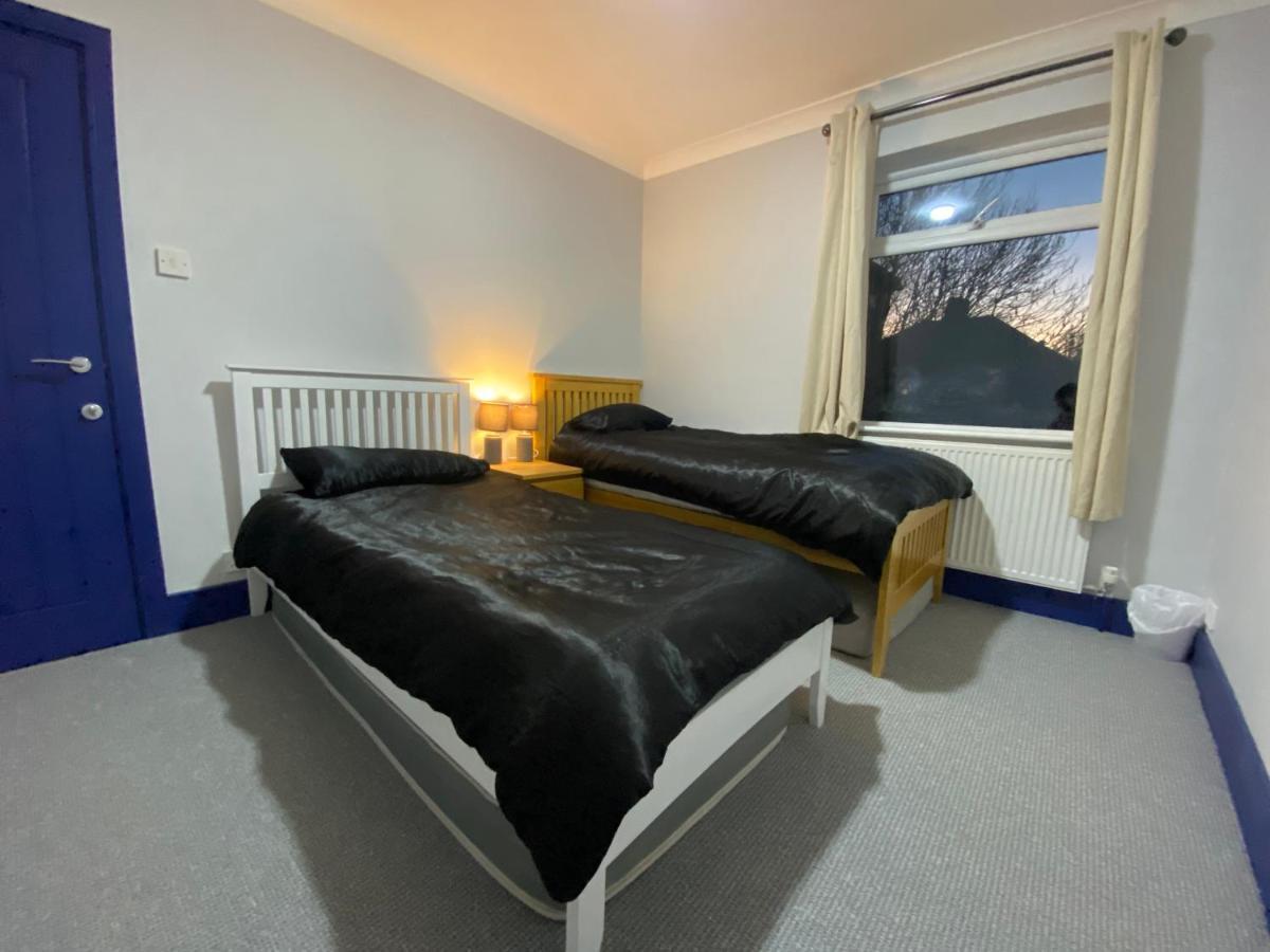 Harewood - Single And Double Self Serve Lodge *